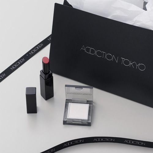 GIFT BOX　"Salty Pink" 〈リップ＆アイシャドウ〉
